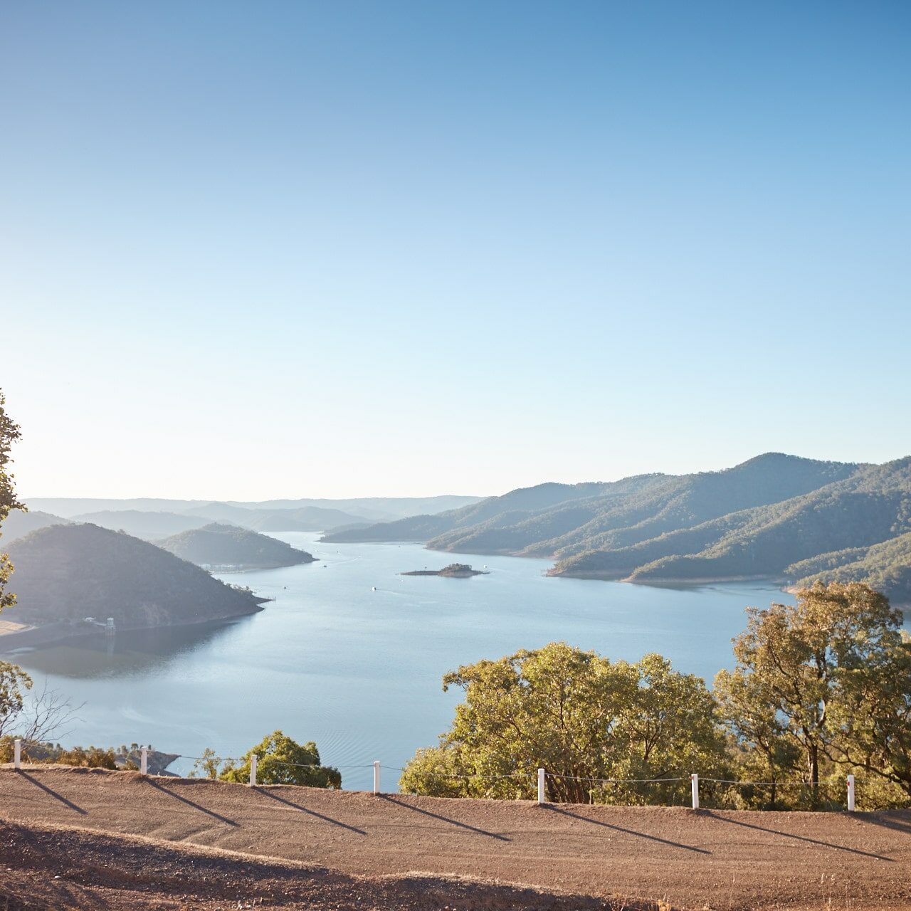 Murrindindi - Foggs Lookout over Lake Eildon _MS89933